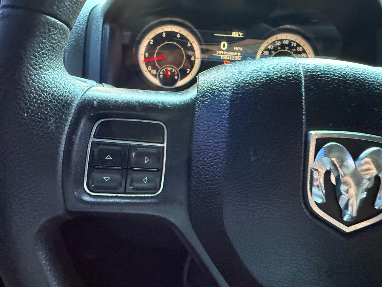 RAM 1500 Tradesman Crew Cab SWB 4WD 2018