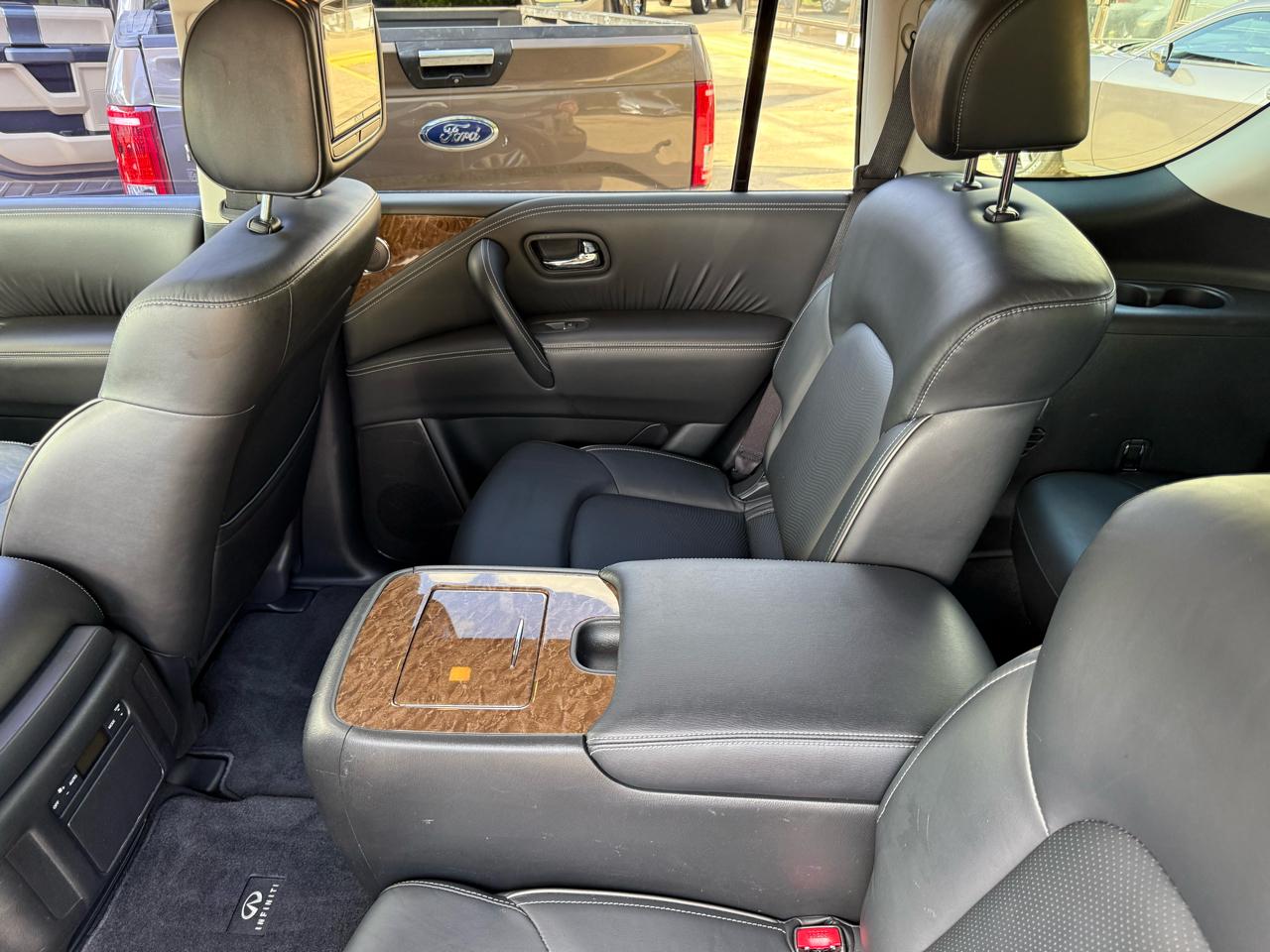 Infiniti QX80 2WD 2017