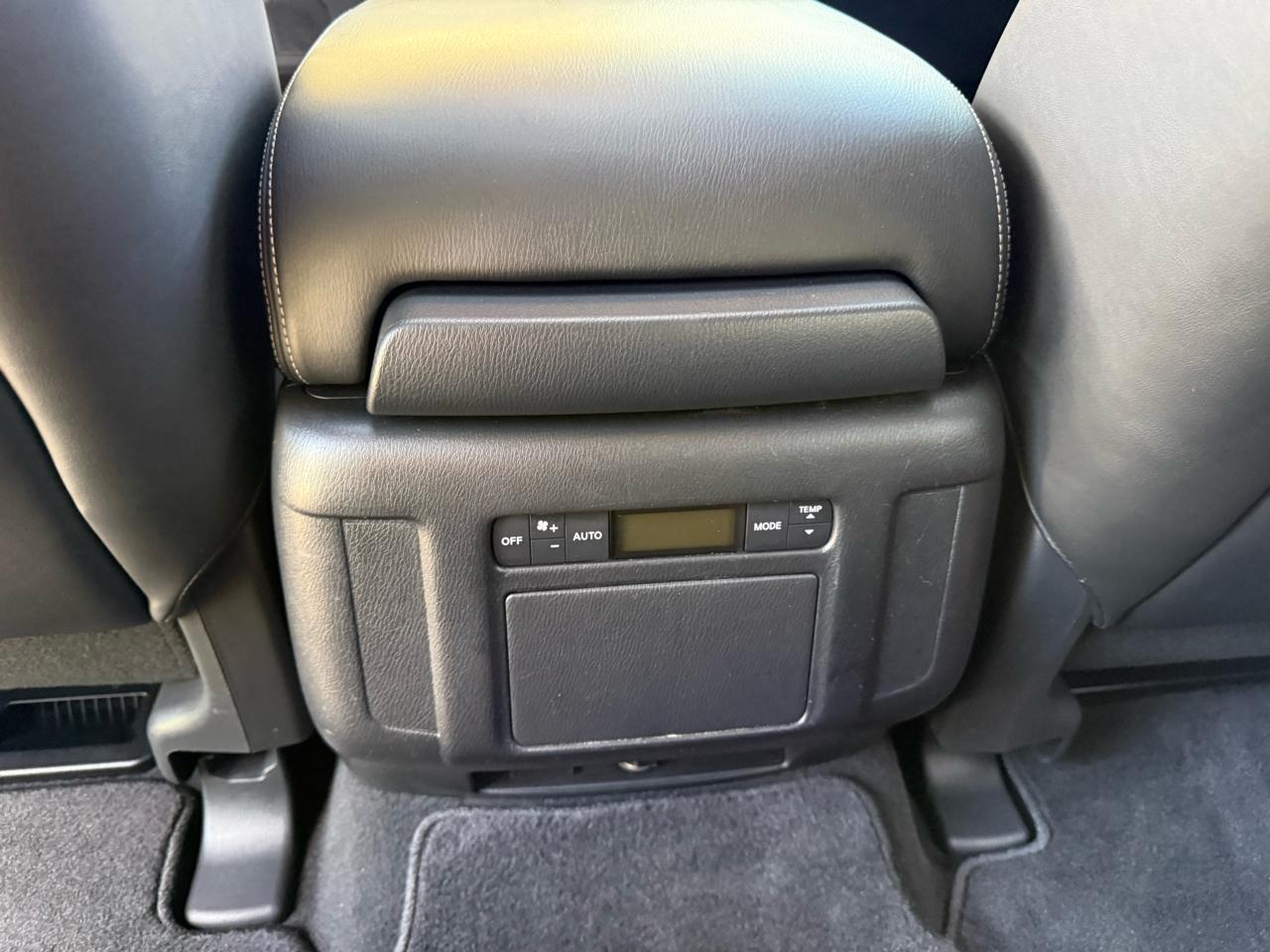 Infiniti QX80 2WD 2017