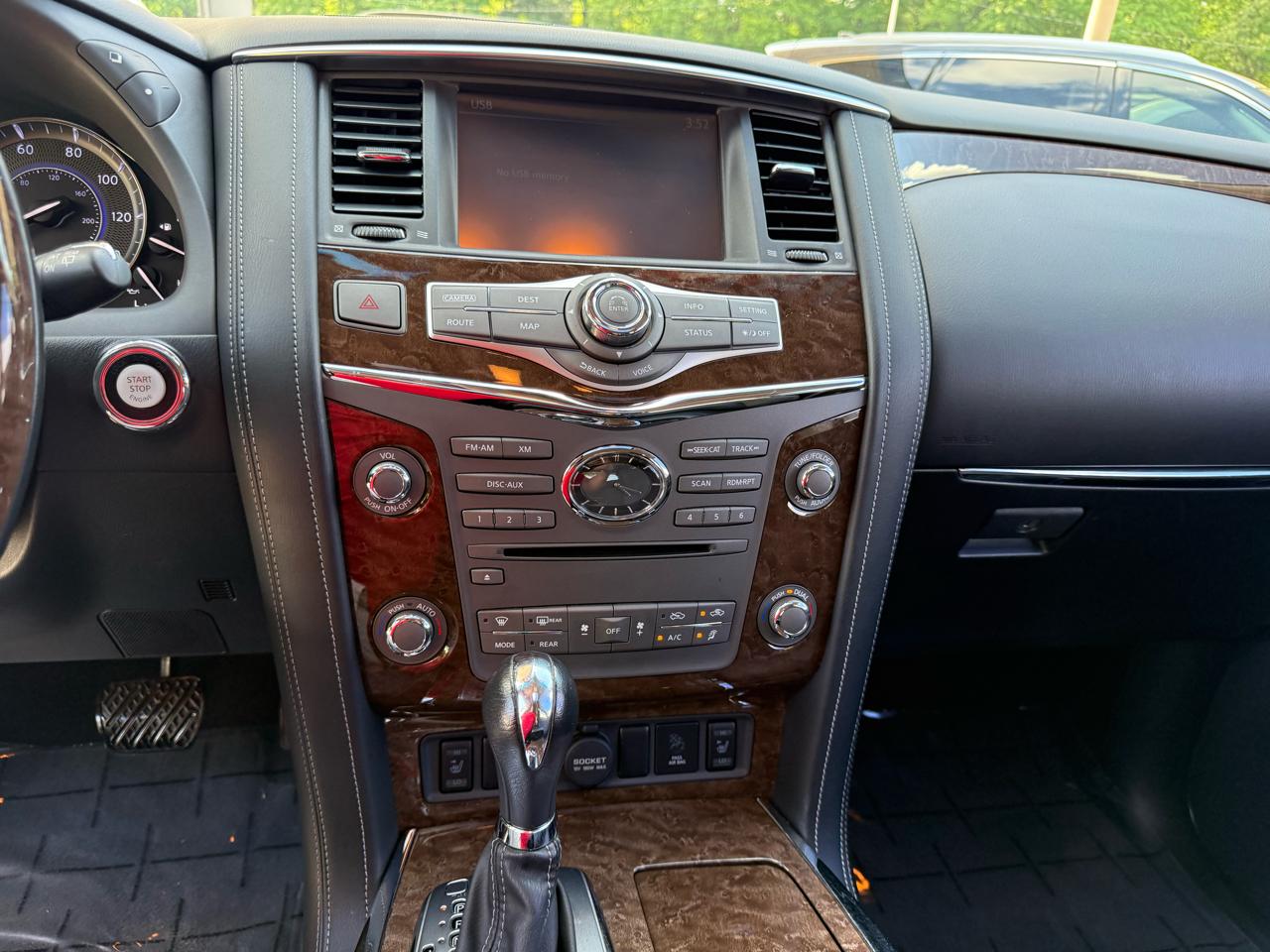 Infiniti QX80 2WD 2017