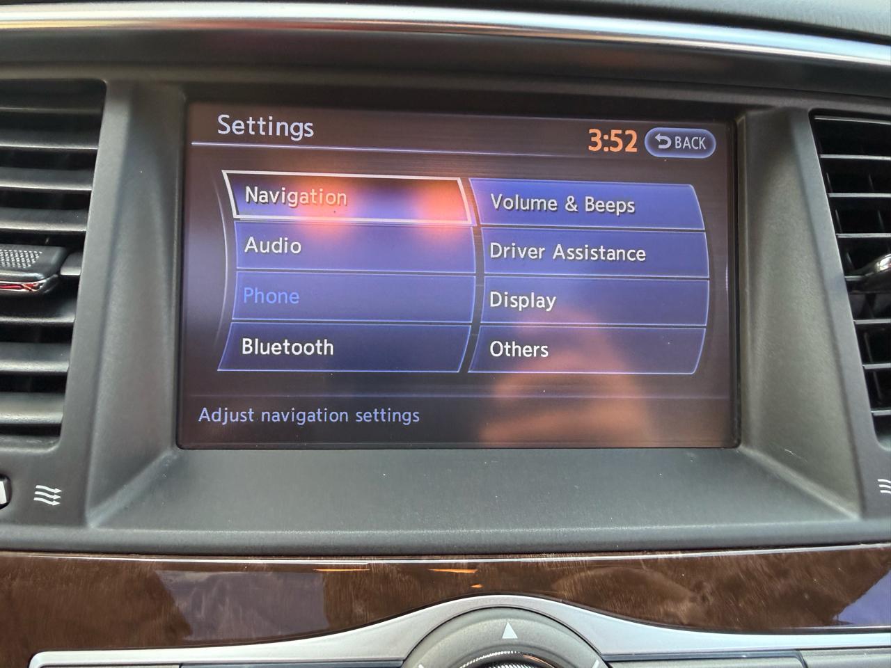 Infiniti QX80 2WD 2017