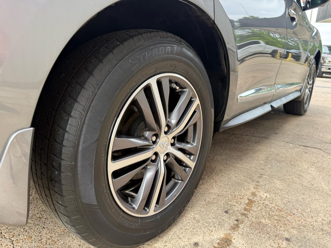 Infiniti QX60 PURE 2019