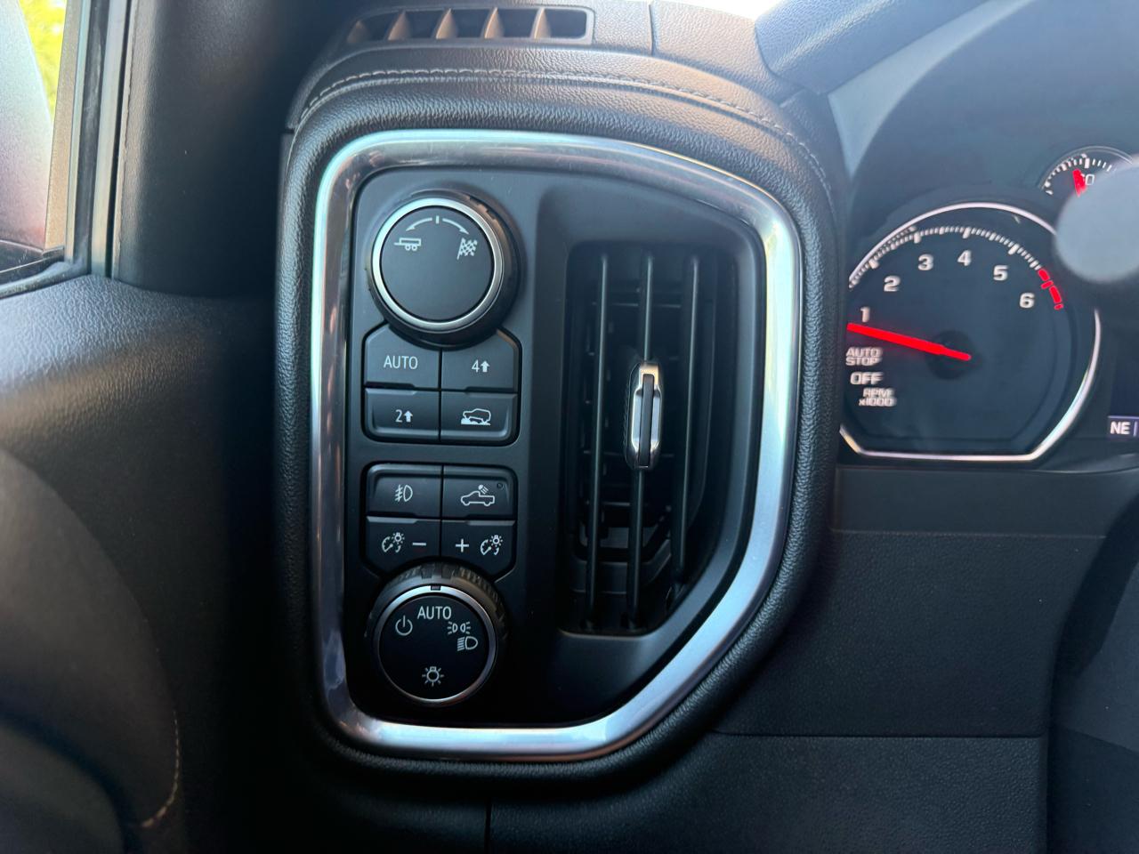 Chevrolet Silverado 1500 RST Crew Cab 4WD 2019