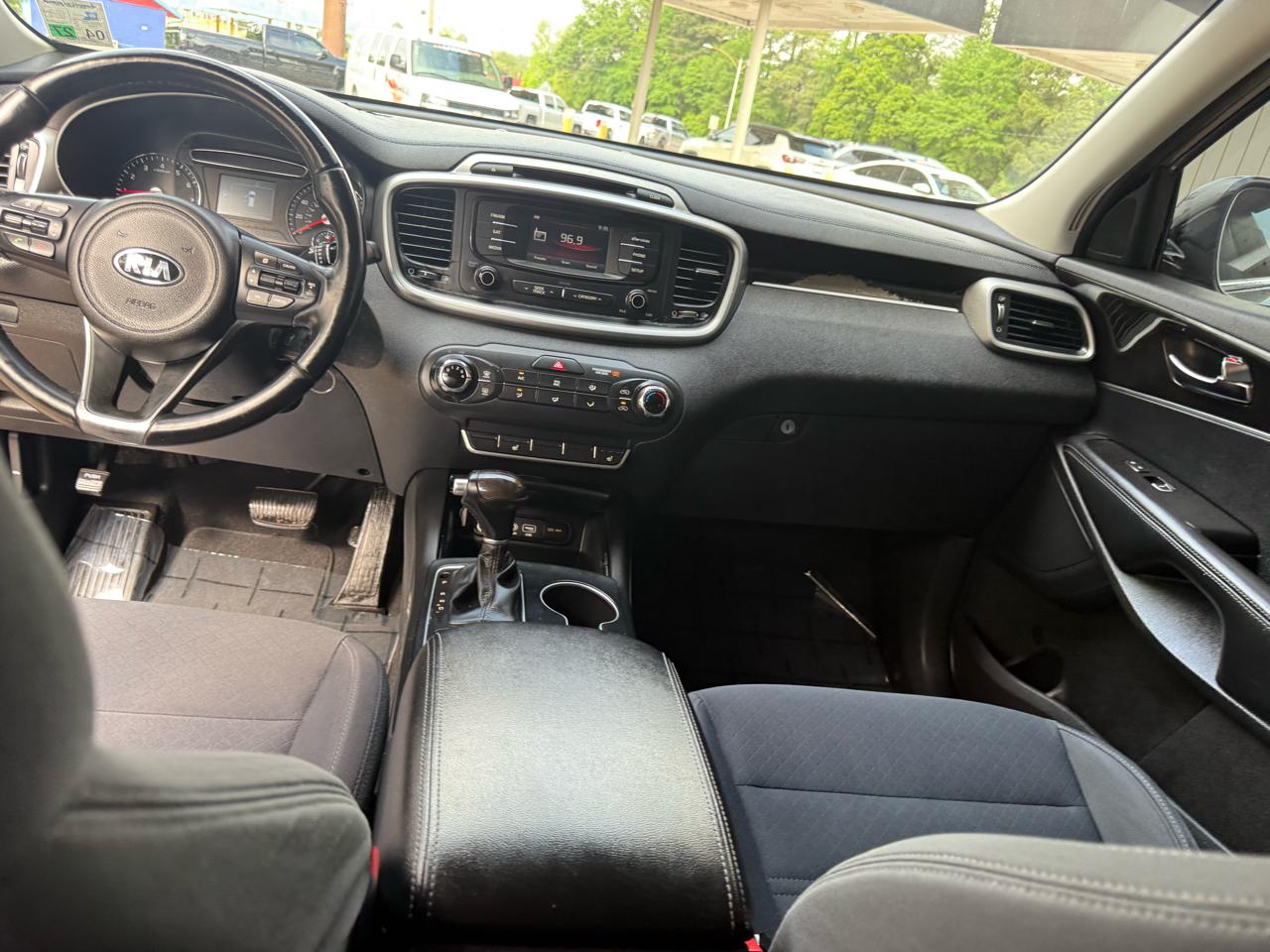 Kia Sorento LX 2WD 2016