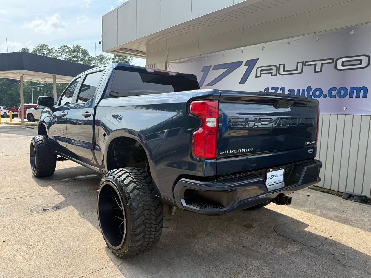 Chevrolet Silverado 1500 Custom Crew Cab Long Box 2WD 2020