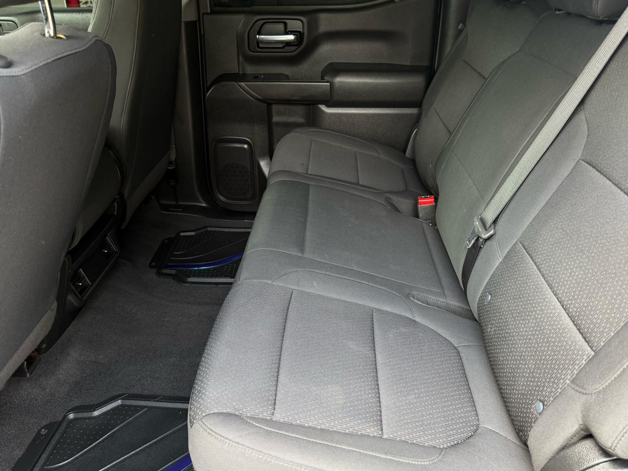 Chevrolet Silverado 1500 Custom Crew Cab Long Box 2WD 2020