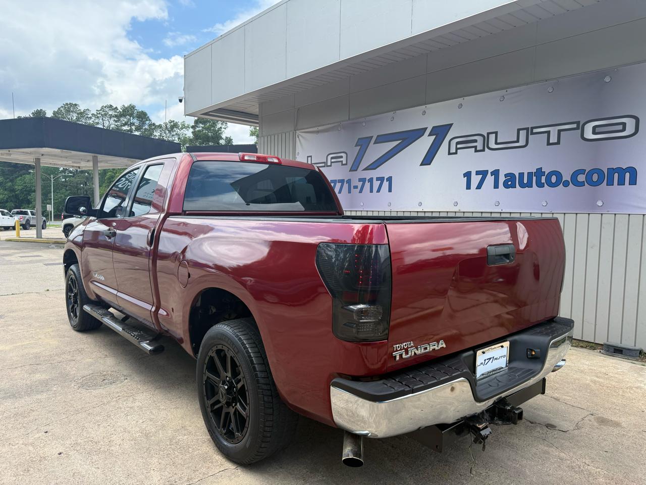 Toyota Tundra Tundra-Grade Double Cab 4.0L 2WD 2010