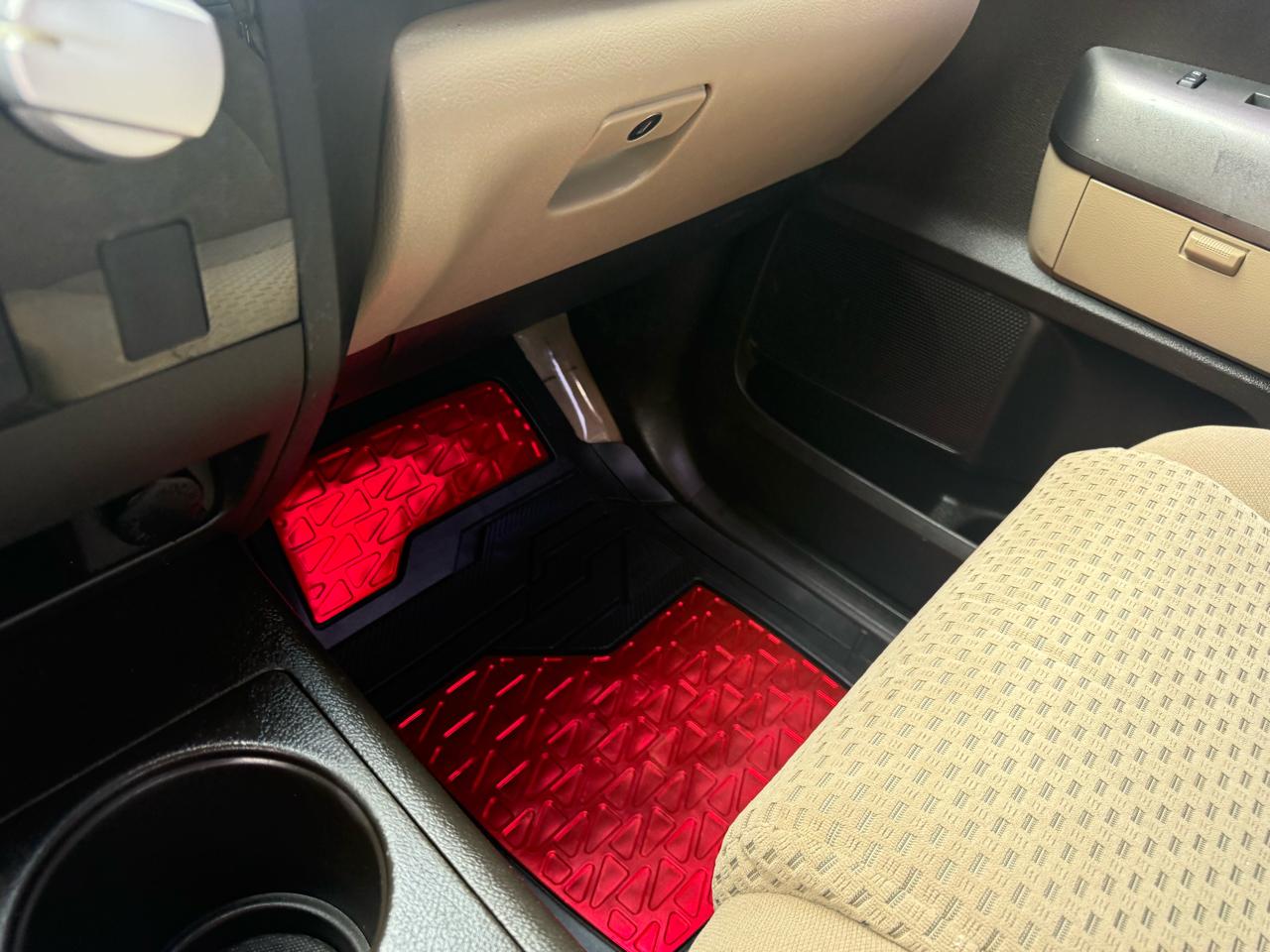 Toyota Tundra Tundra-Grade Double Cab 4.0L 2WD 2010