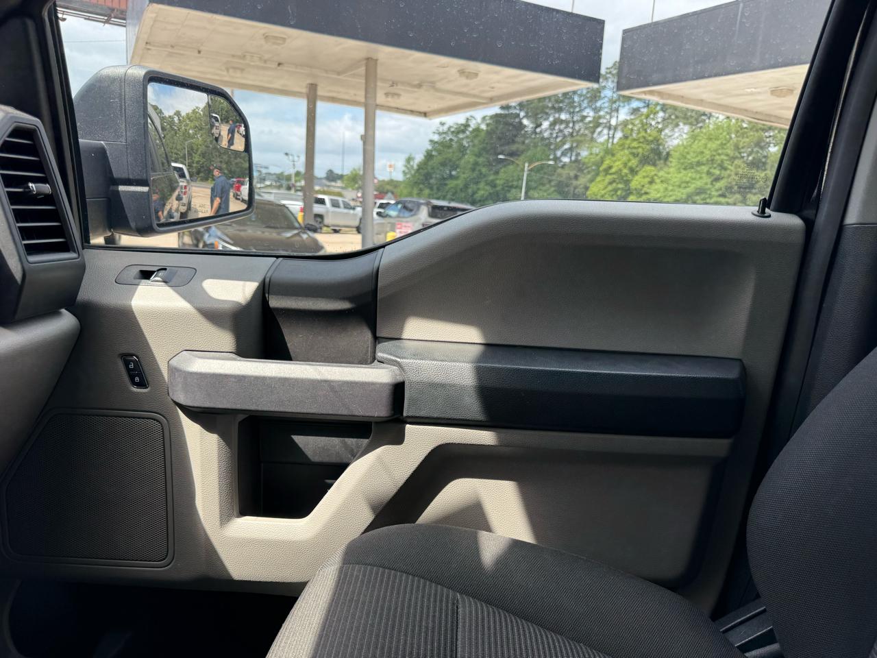 Ford F-150 XL SuperCrew 5.5-ft. Bed 2WD 2018
