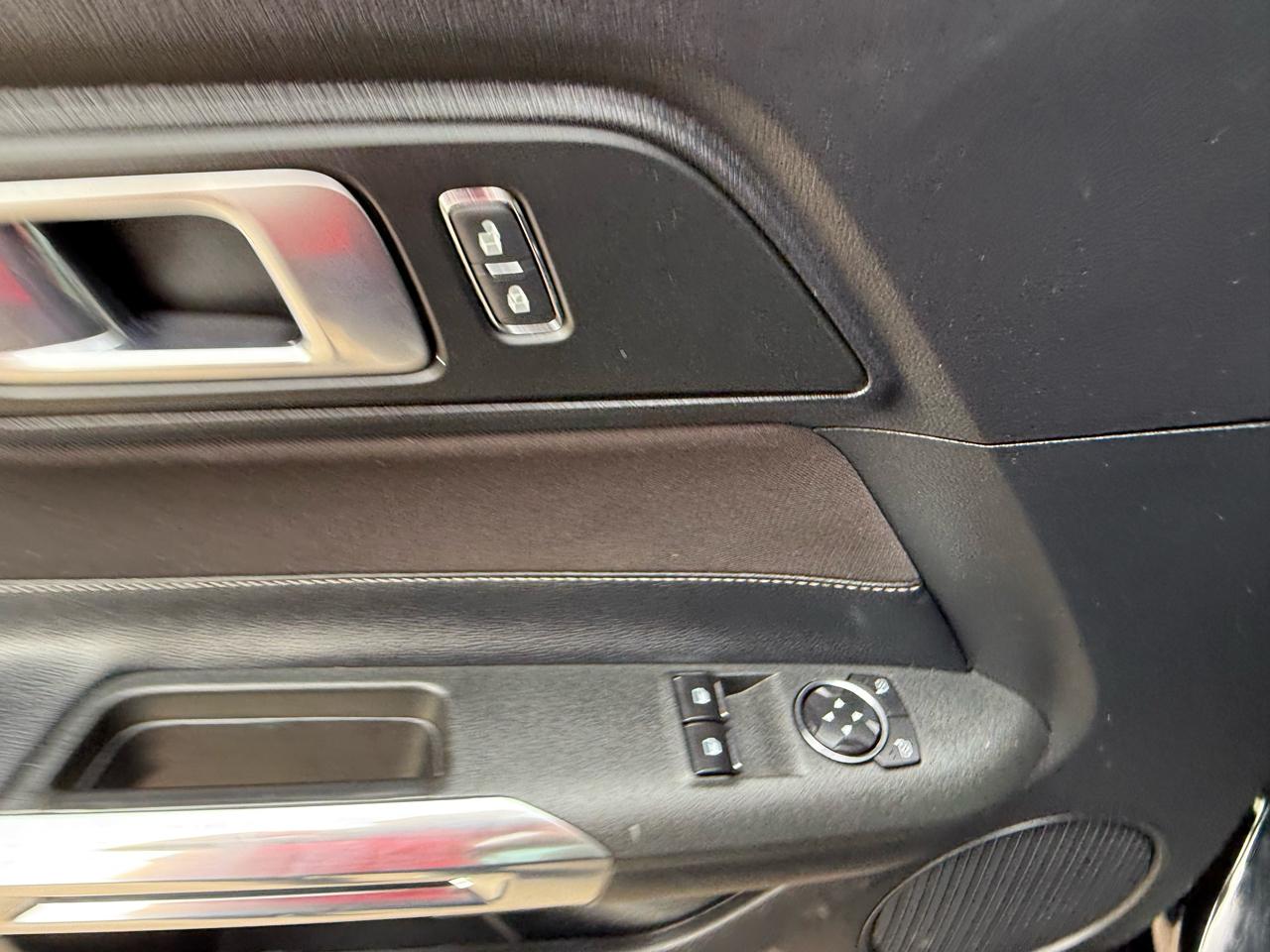 Ford Mustang EcoBoost Coupe 2019