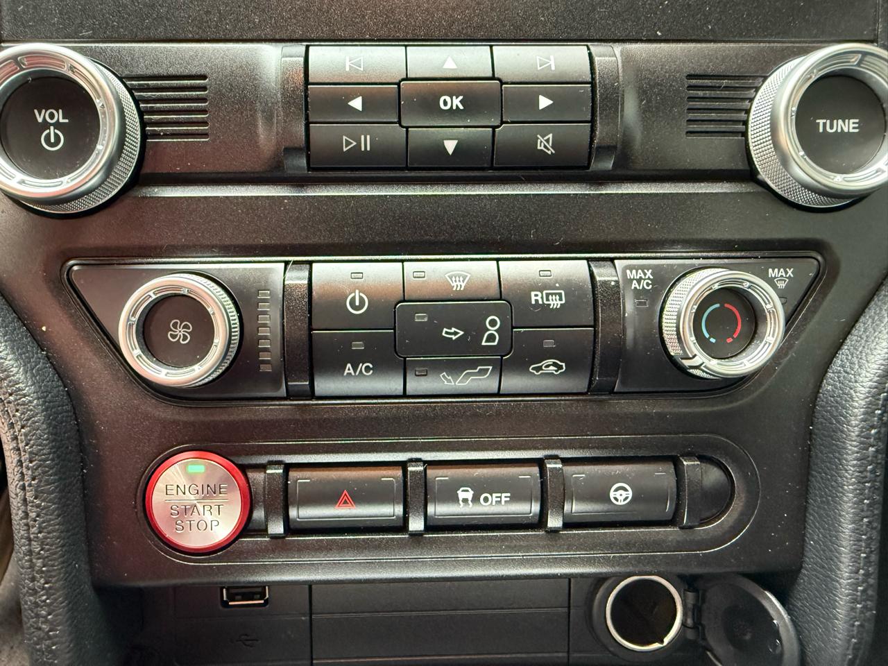 Ford Mustang EcoBoost Coupe 2019