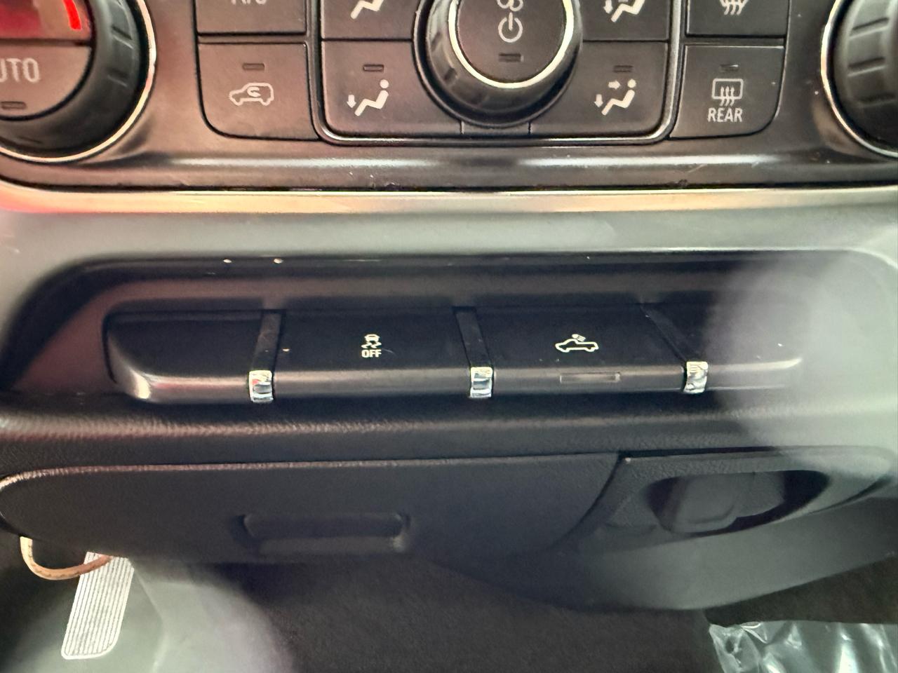 Chevrolet Silverado 1500 LT Double Cab 4WD 2017