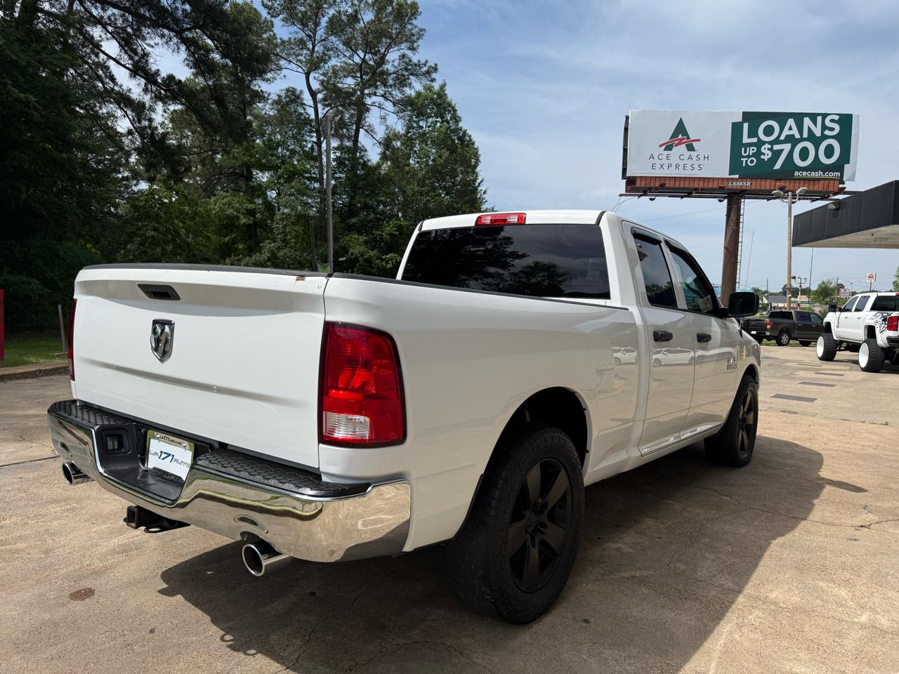 RAM 1500 Tradesman Quad Cab 2WD 2018