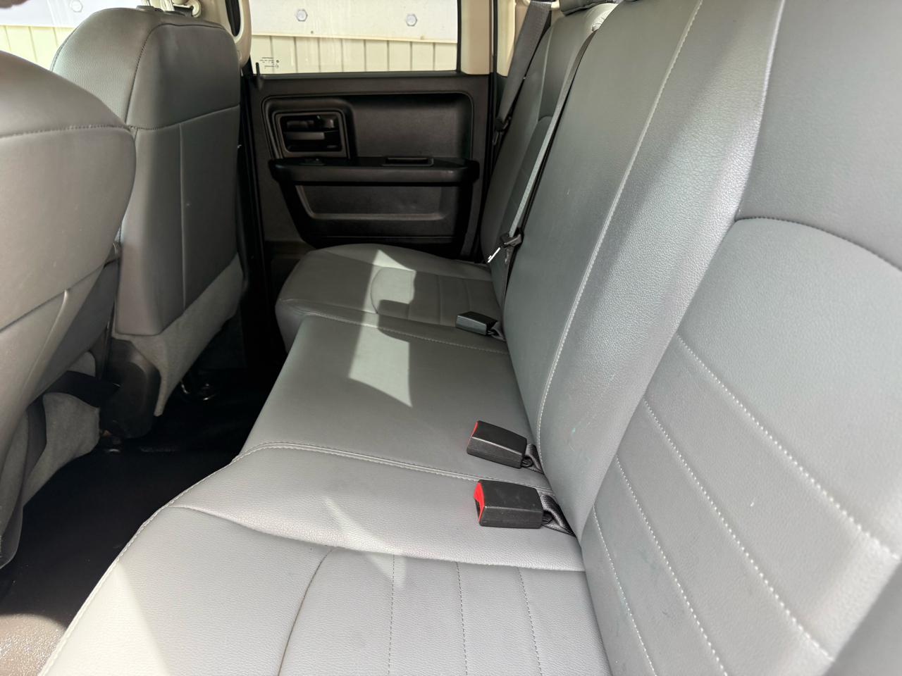 RAM 1500 Tradesman Quad Cab 2WD 2018