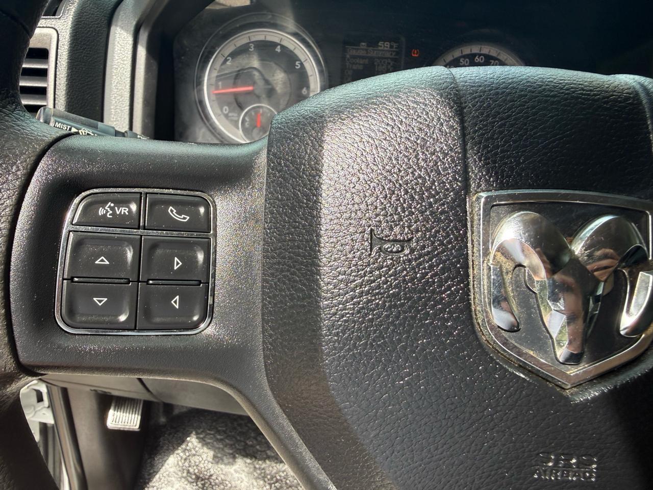 RAM 1500 Tradesman Quad Cab 2WD 2018