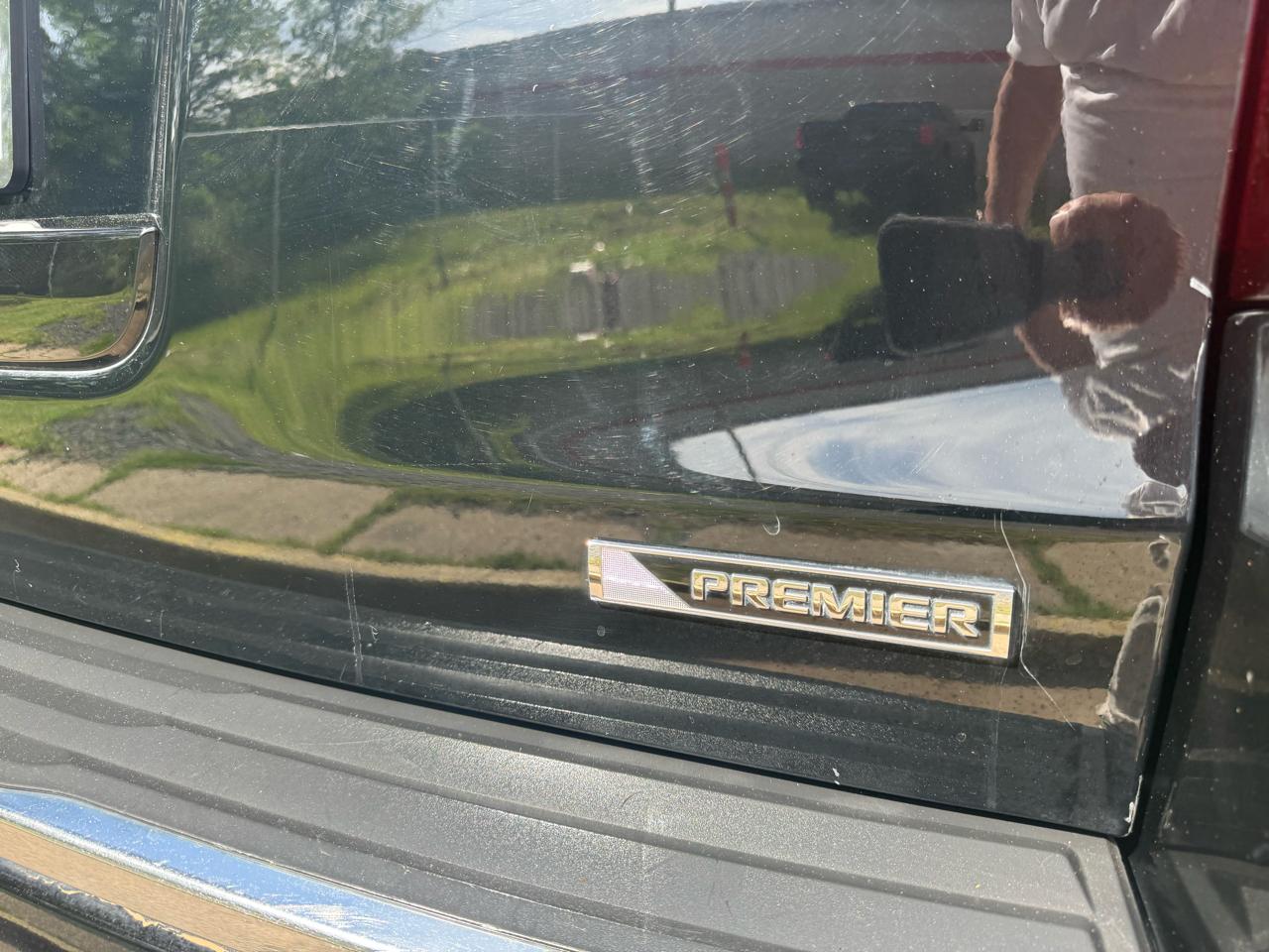 Chevrolet Suburban Premier 2WD 2017