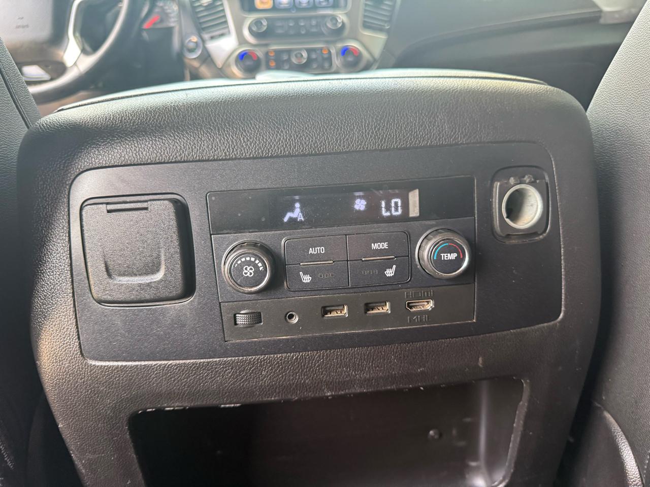 Chevrolet Suburban Premier 2WD 2017