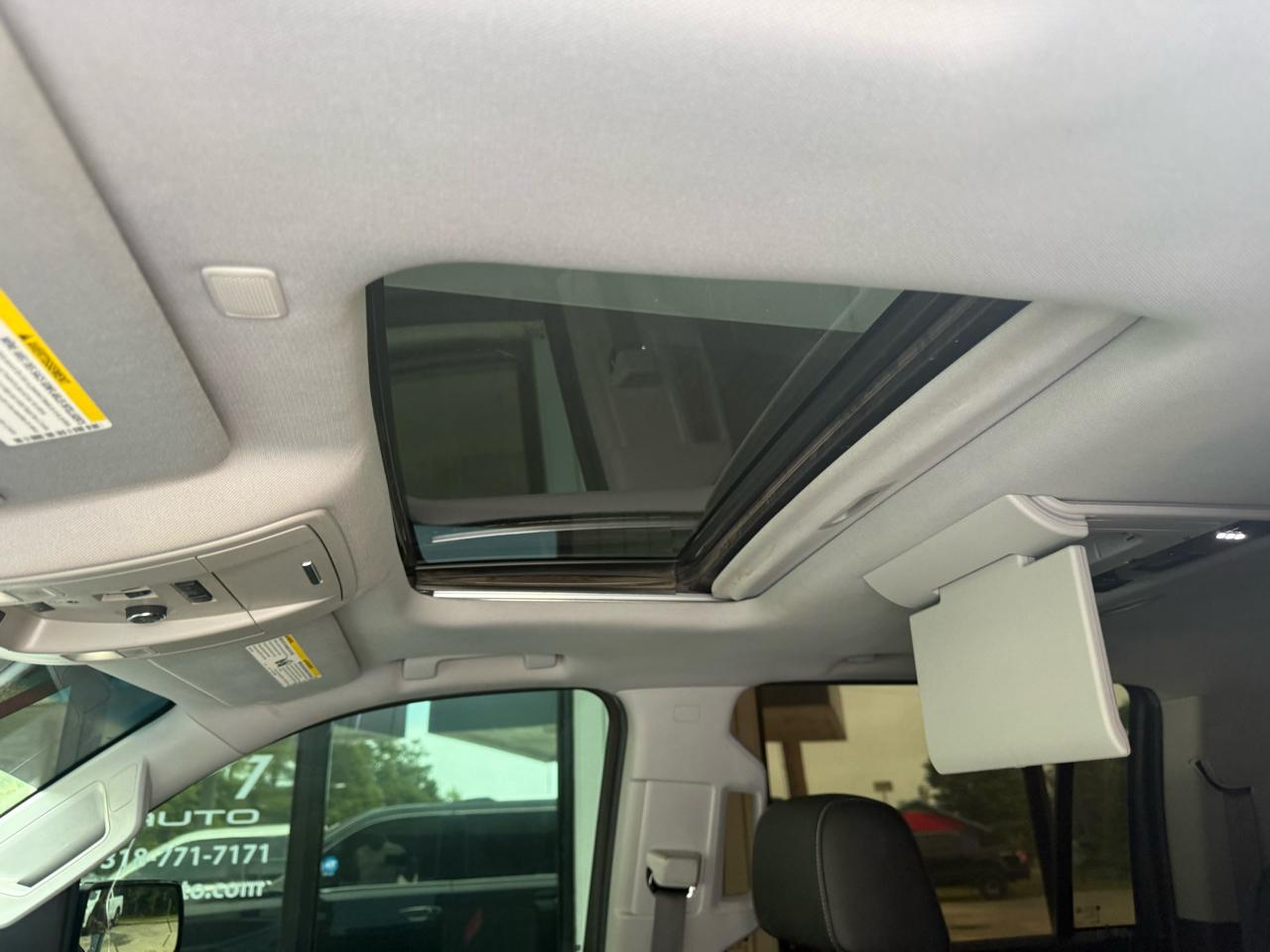 Chevrolet Suburban Premier 2WD 2017