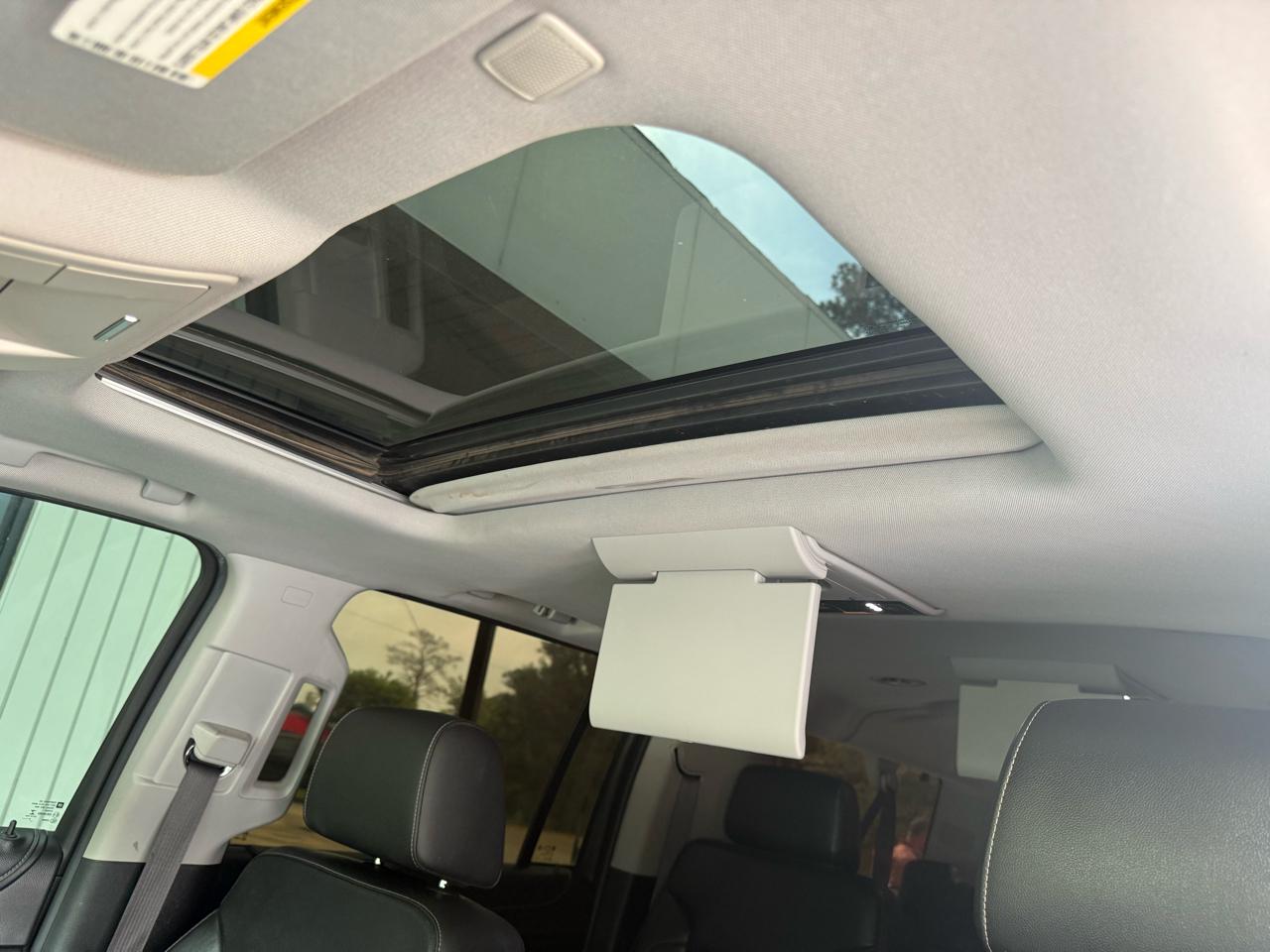 Chevrolet Suburban Premier 2WD 2017