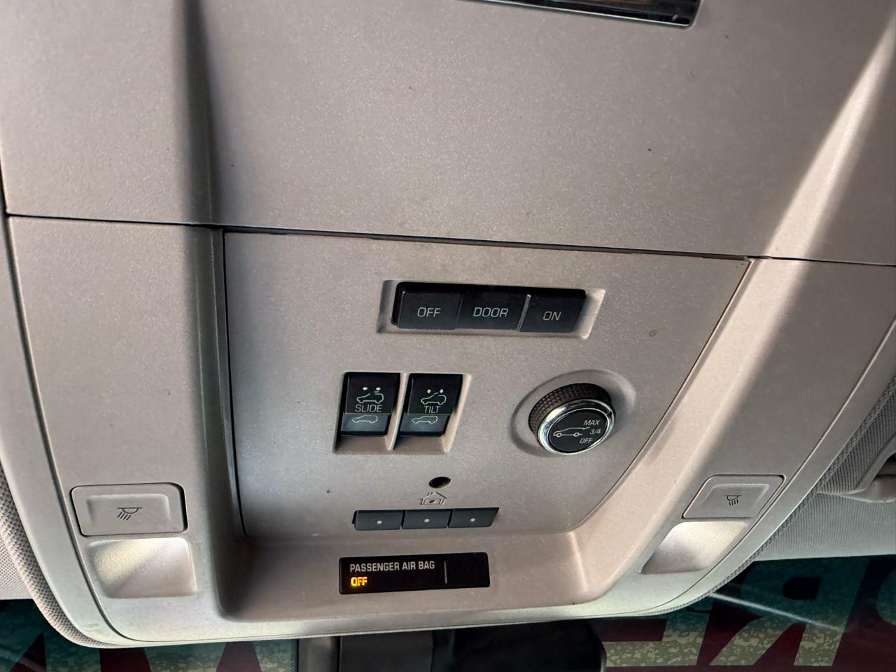 Chevrolet Suburban Premier 2WD 2017