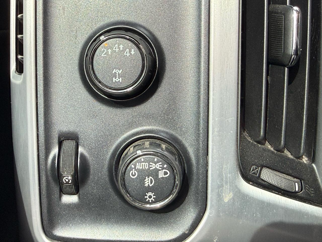 GMC Sierra 2500HD SLT Crew Cab 4WD 2018