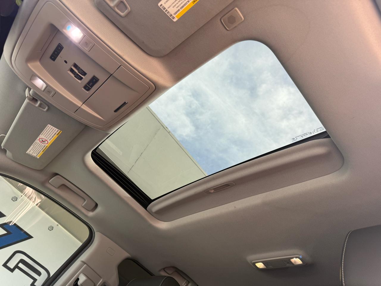 GMC Sierra 2500HD SLT Crew Cab 4WD 2018