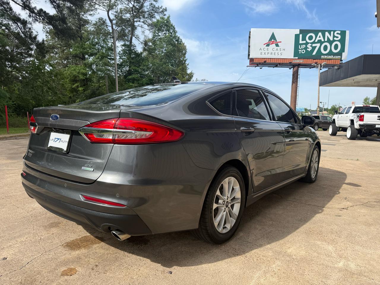 Ford Fusion SE 2019