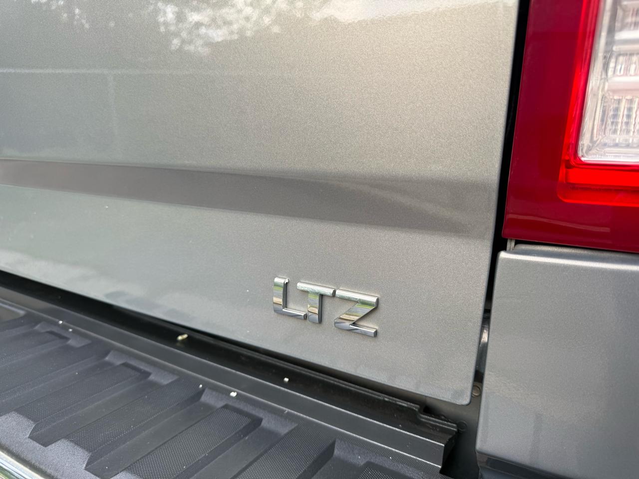 Chevrolet Silverado 1500 LTZ Crew Cab 4WD 2017