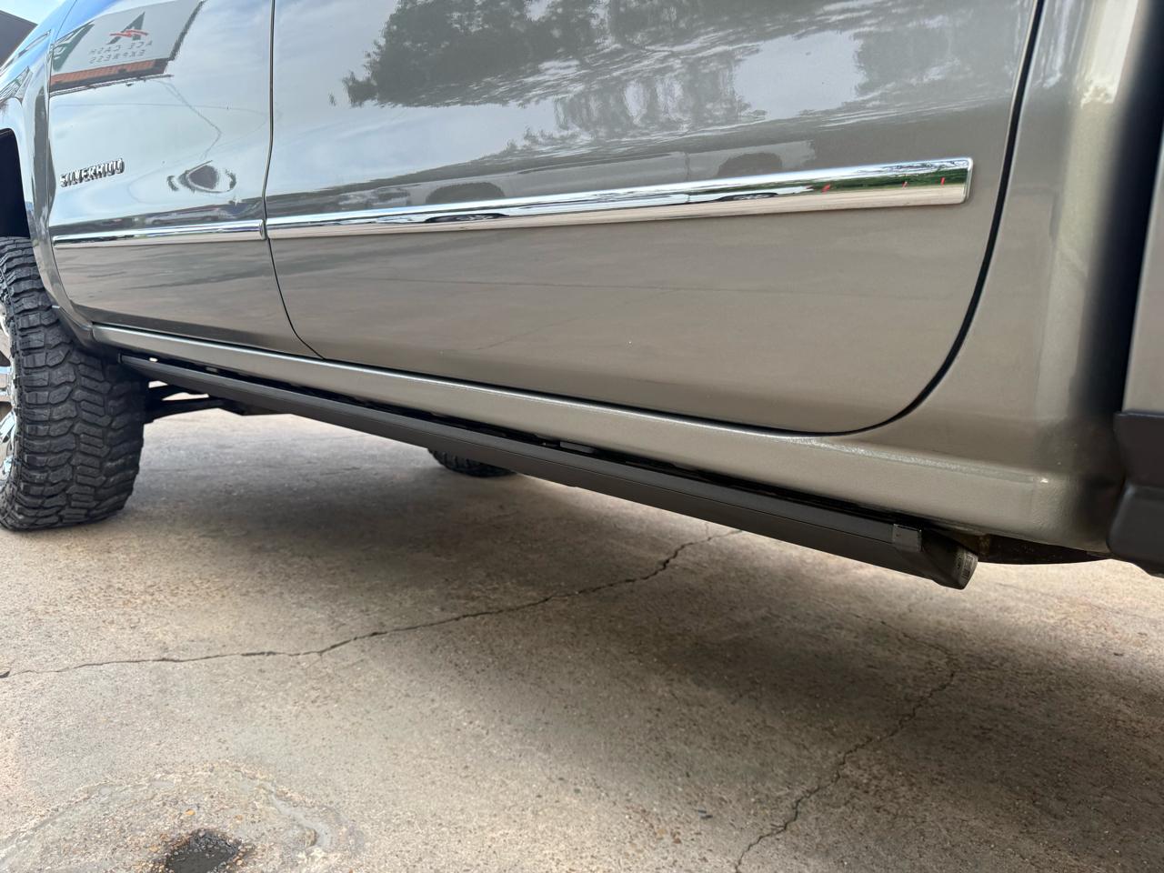 Chevrolet Silverado 1500 LTZ Crew Cab 4WD 2017