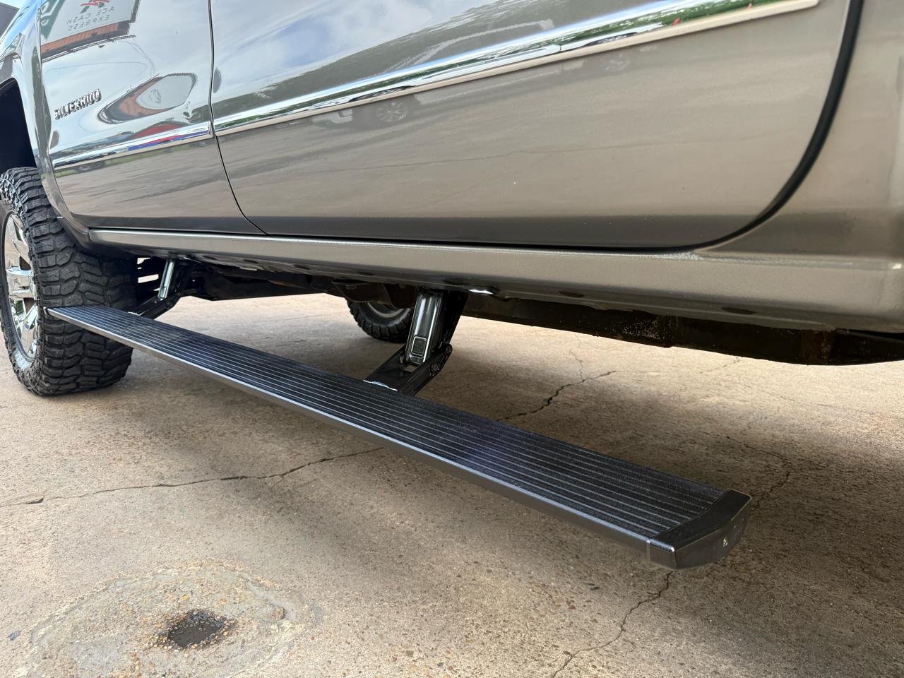 Chevrolet Silverado 1500 LTZ Crew Cab 4WD 2017