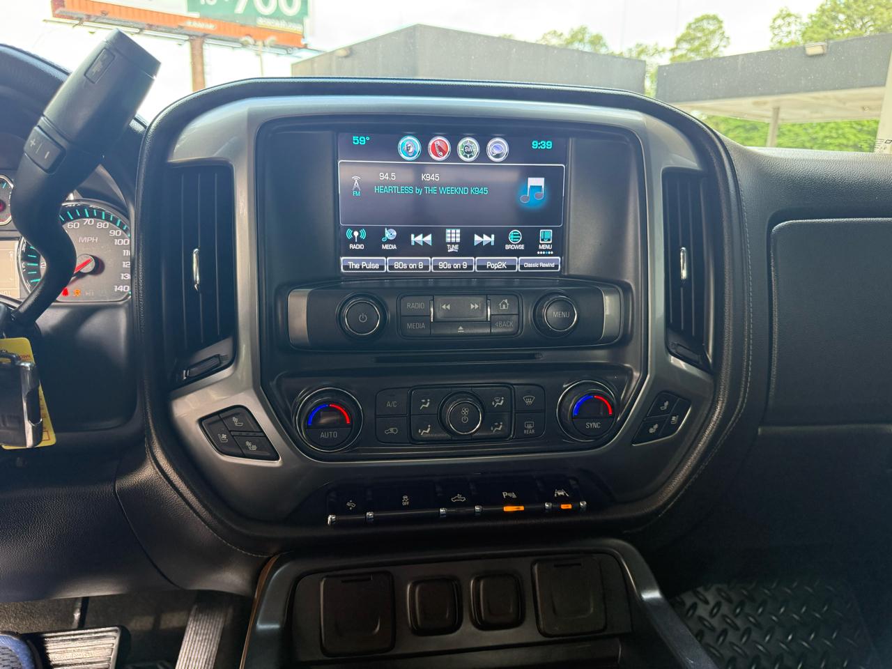 Chevrolet Silverado 1500 LTZ Crew Cab 4WD 2017