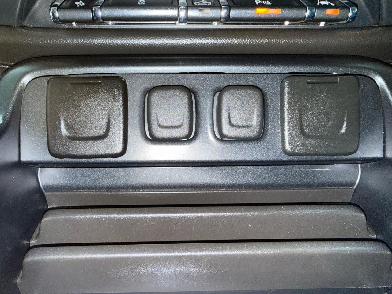 Chevrolet Silverado 1500 LTZ Crew Cab 4WD 2017