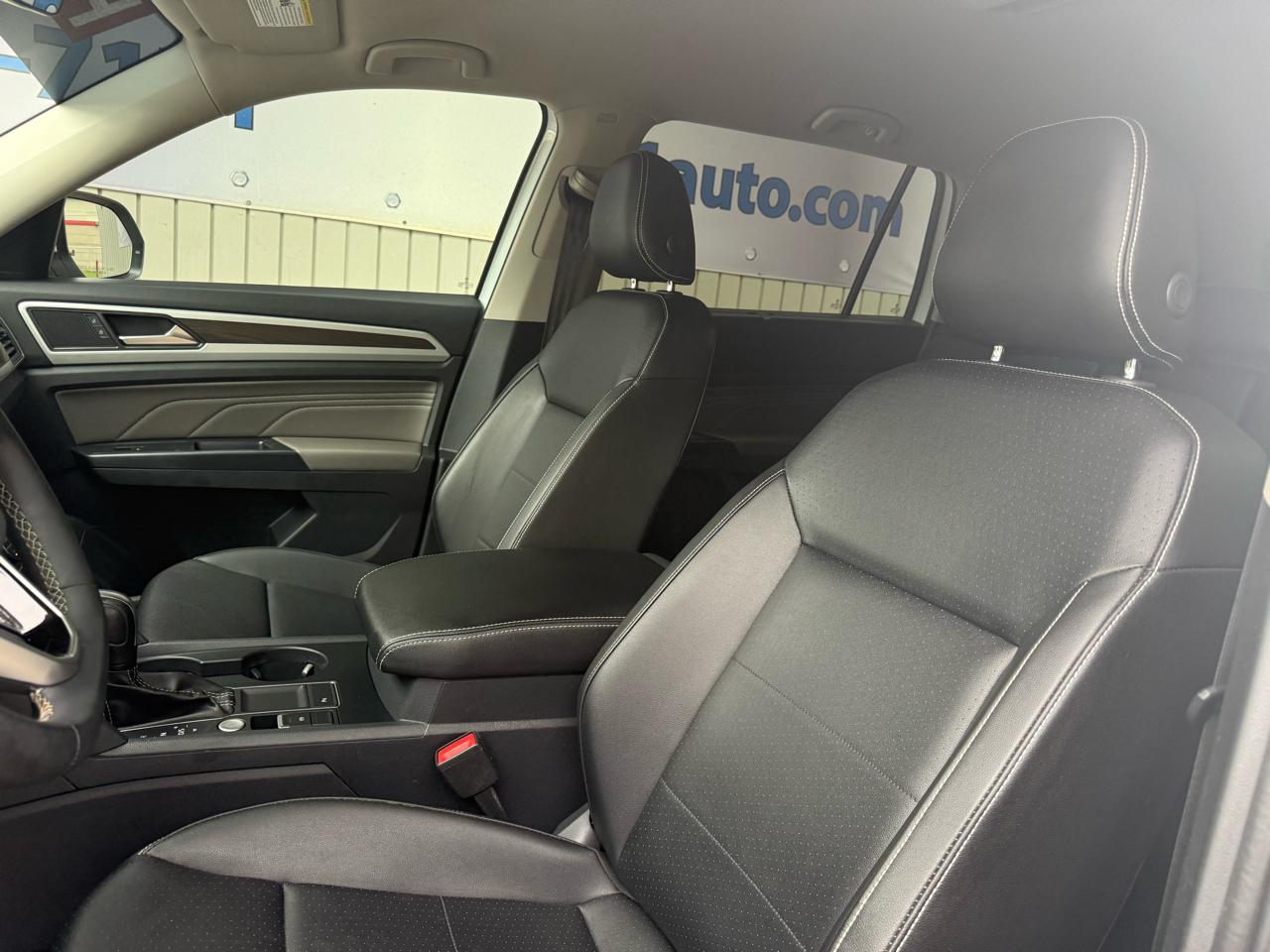 Volkswagen Atlas V6 SE w/Technology 2021