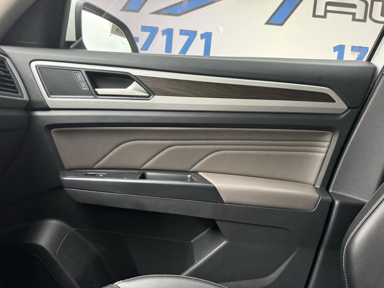 Volkswagen Atlas V6 SE w/Technology 2021