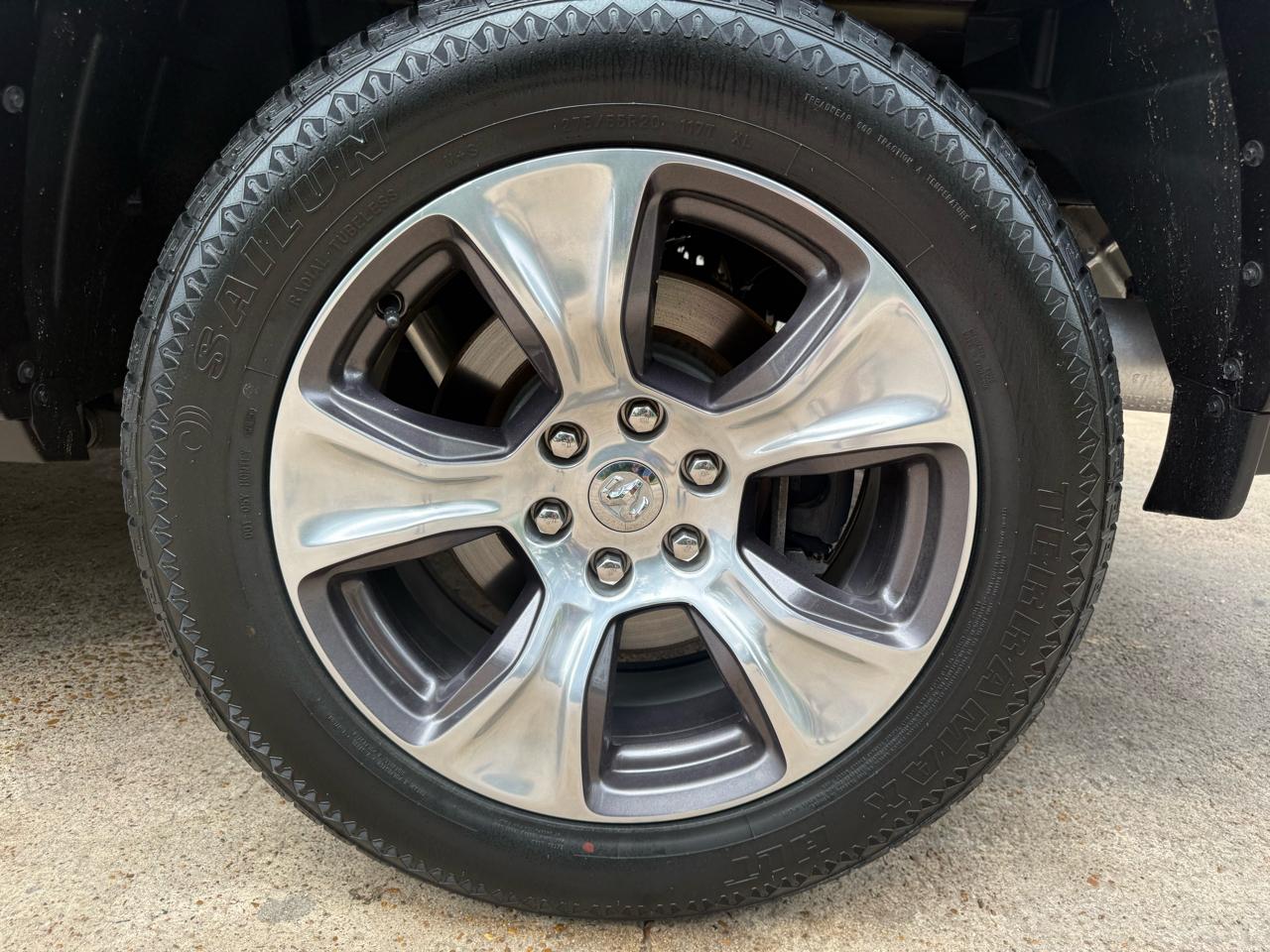 RAM 1500 Laramie Crew Cab SWB 2WD 2019