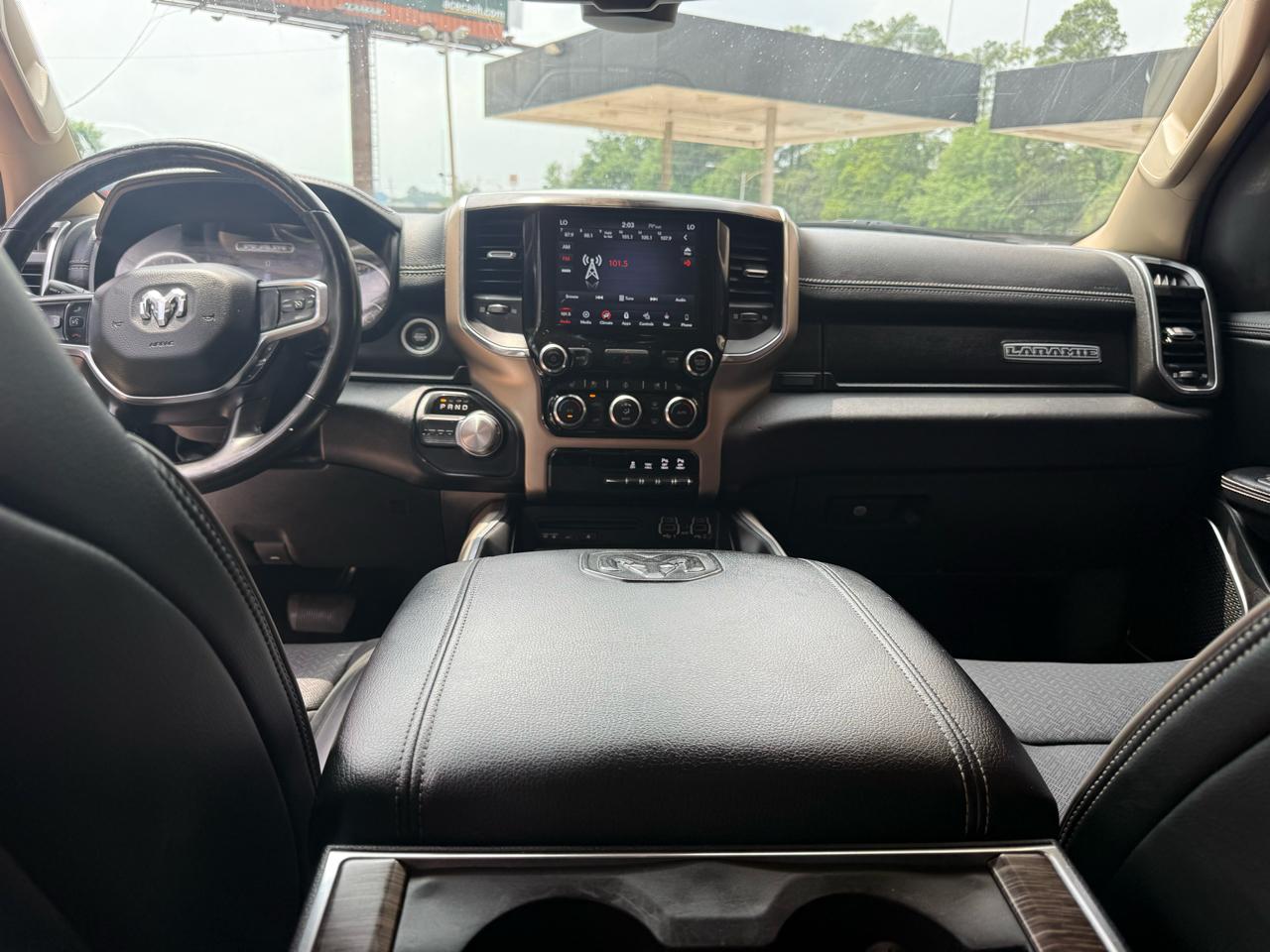 RAM 1500 Laramie Crew Cab SWB 2WD 2019