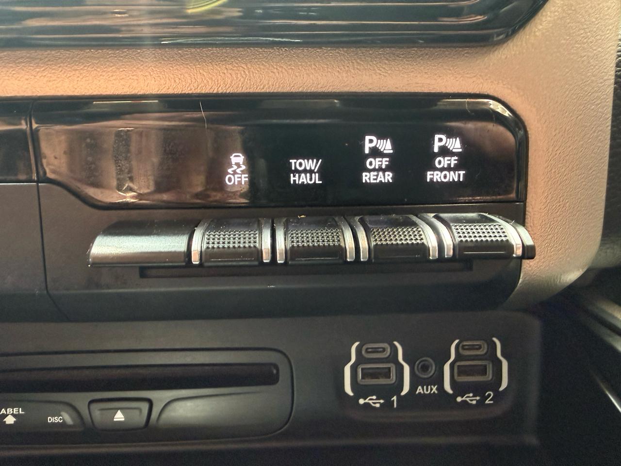 RAM 1500 Laramie Crew Cab SWB 2WD 2019