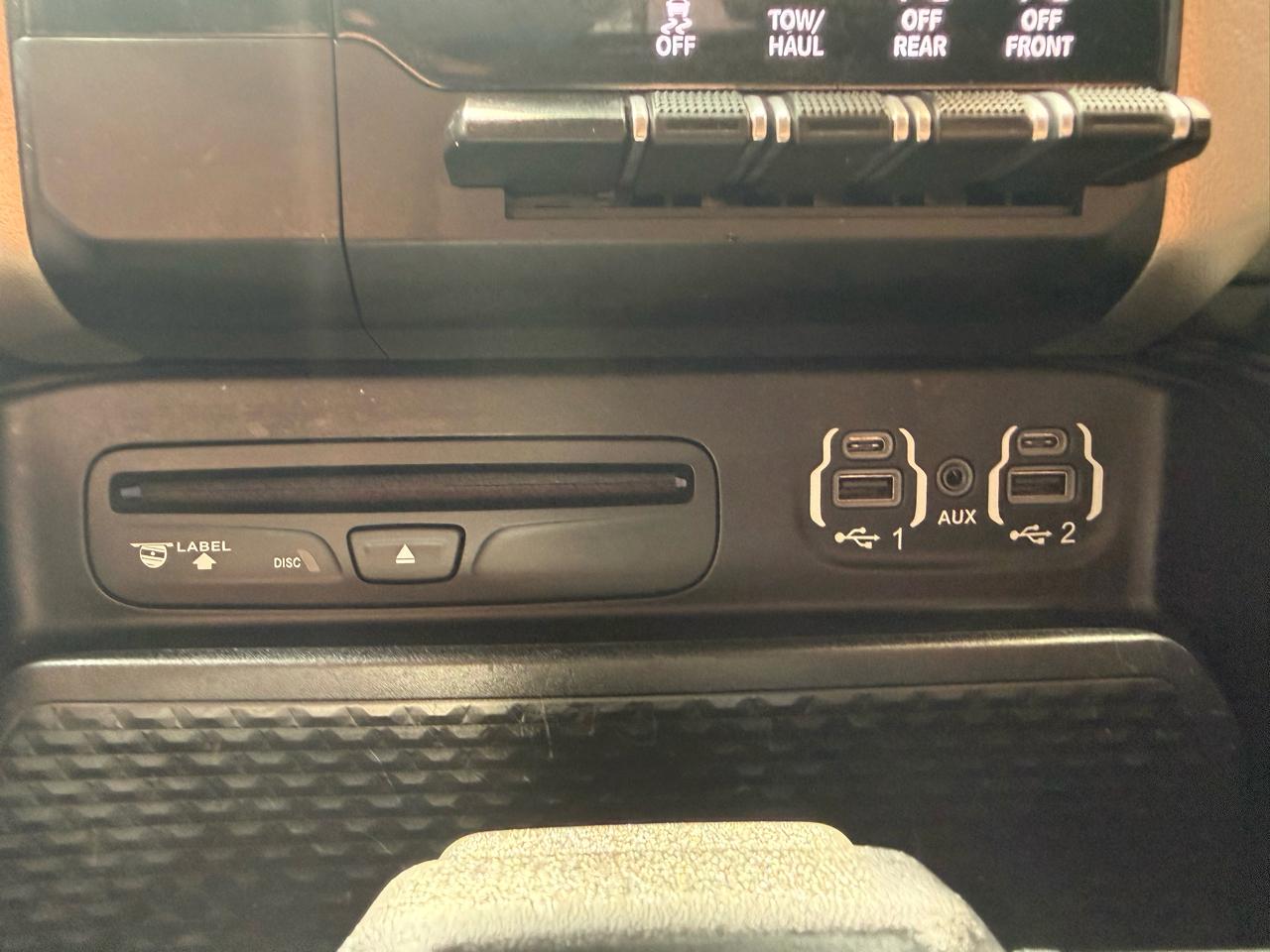 RAM 1500 Laramie Crew Cab SWB 2WD 2019
