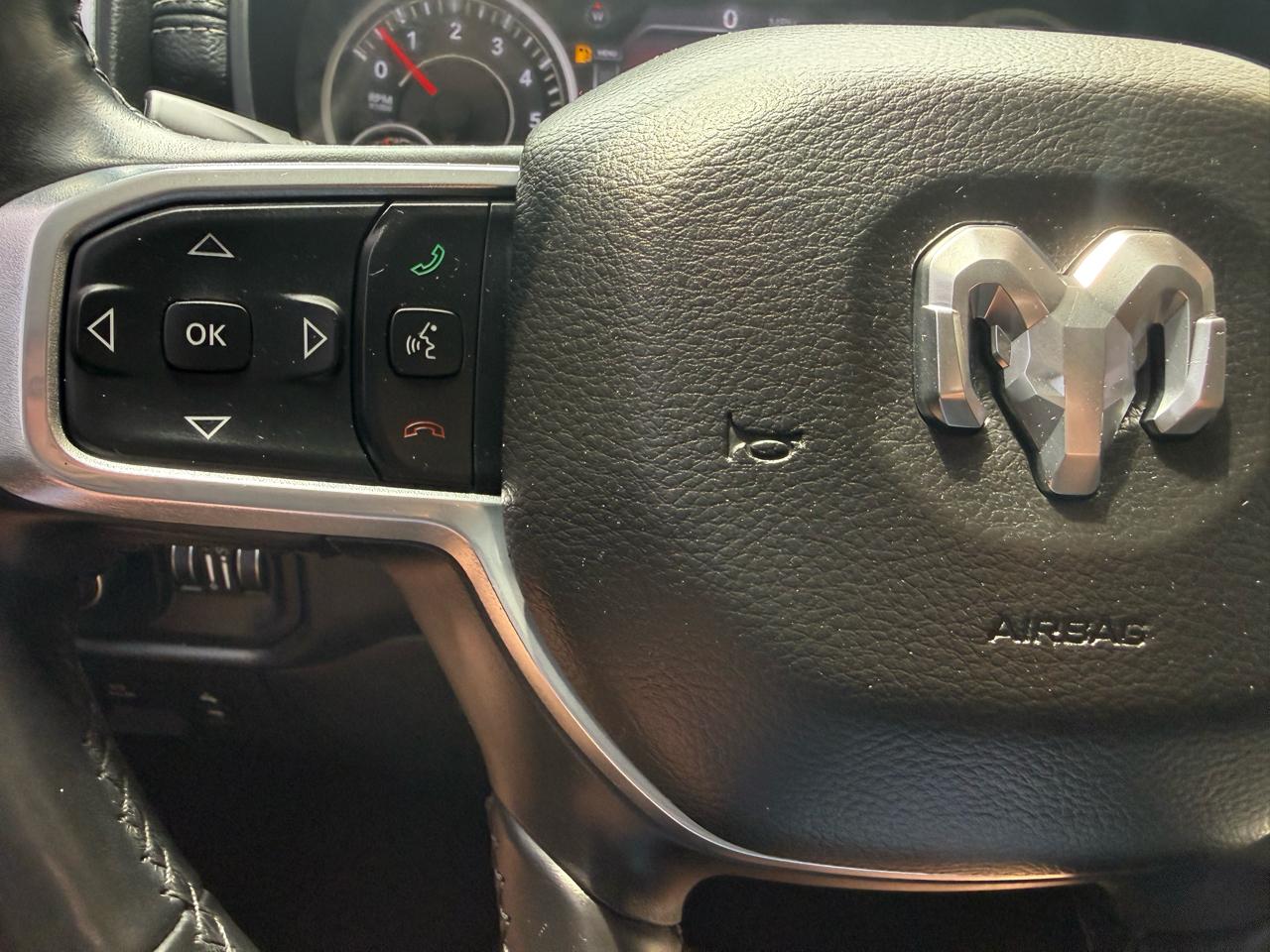 RAM 1500 Laramie Crew Cab SWB 2WD 2019
