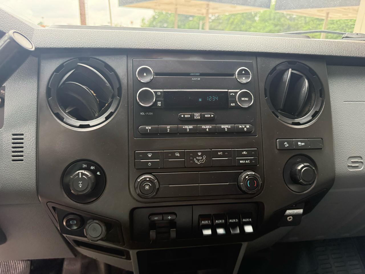 Ford F-250 SD XL Crew Cab 4WD 2016