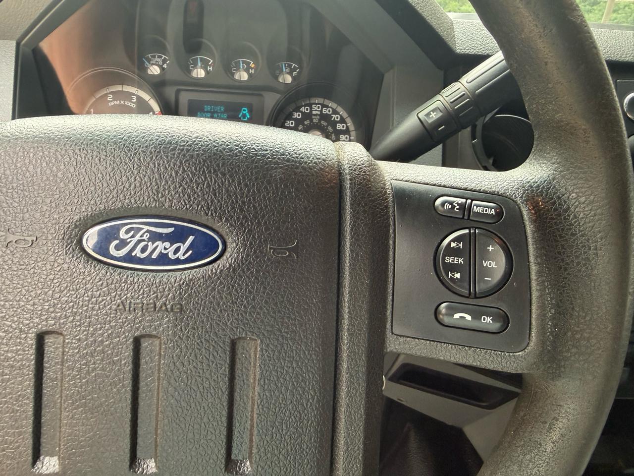 Ford F-250 SD XL Crew Cab 4WD 2016