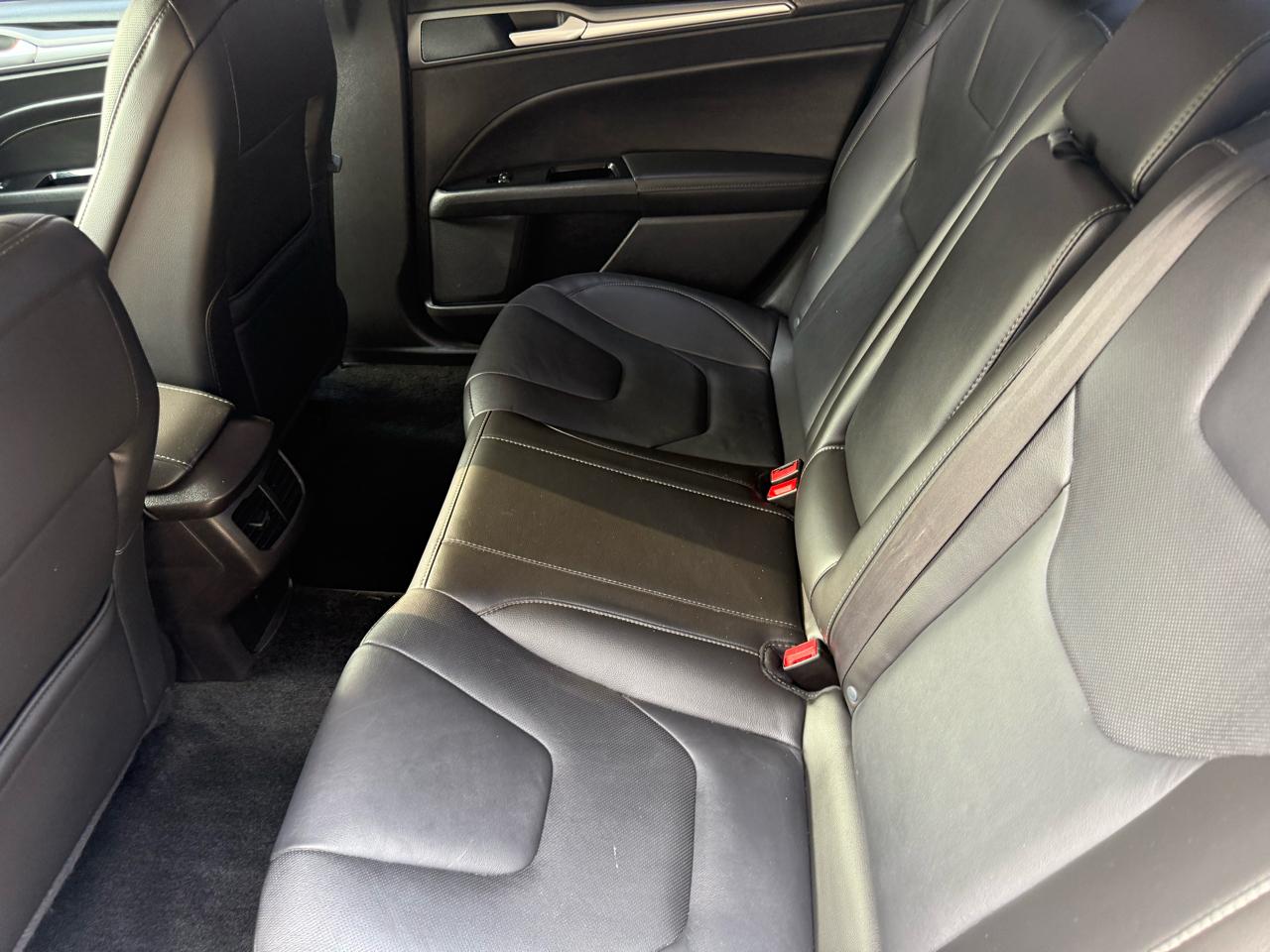Ford Fusion Titanium 2016