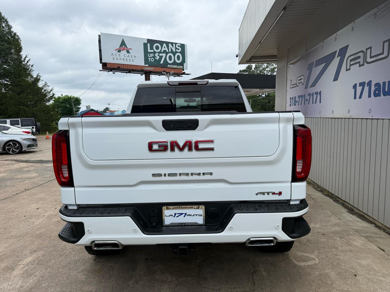 GMC Sierra 1500 AT4 Crew Cab Long Box 4WD 2019