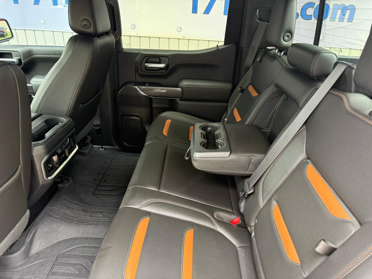 GMC Sierra 1500 AT4 Crew Cab Long Box 4WD 2019