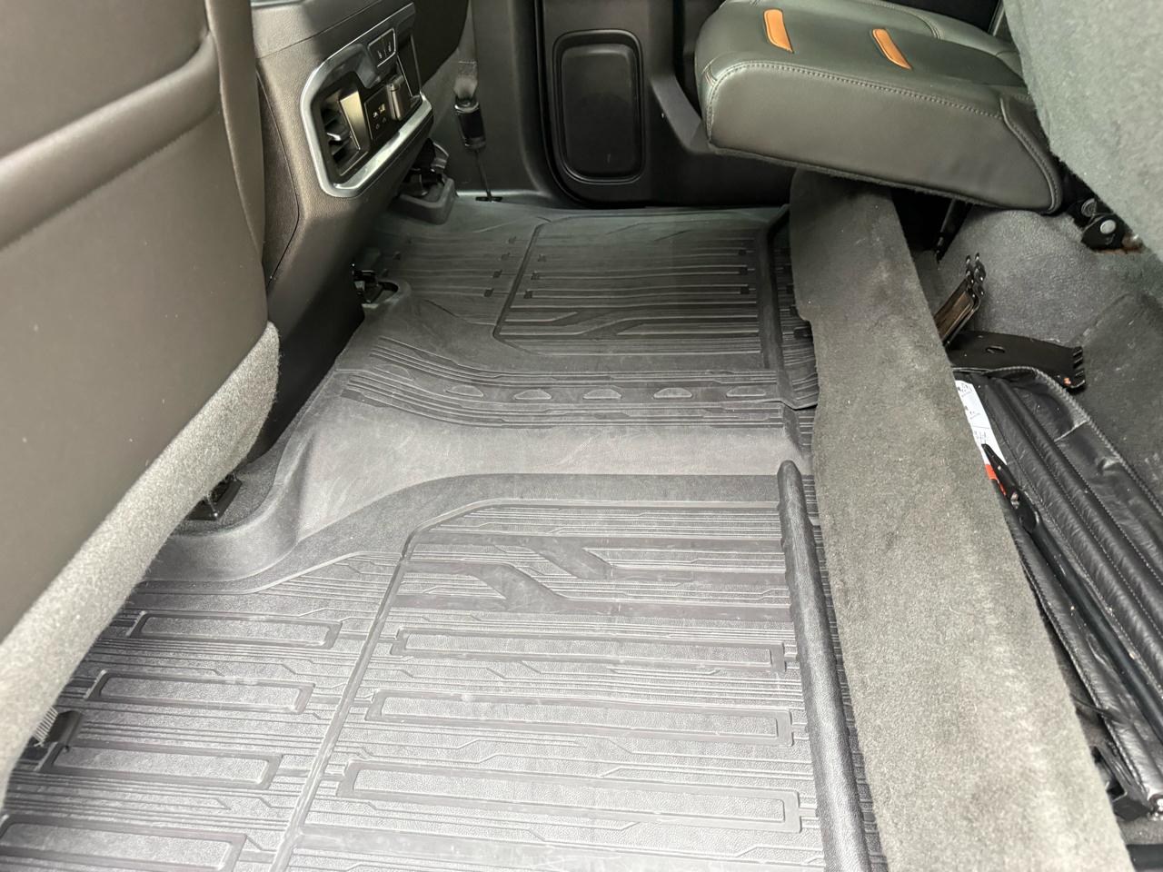 GMC Sierra 1500 AT4 Crew Cab Long Box 4WD 2019