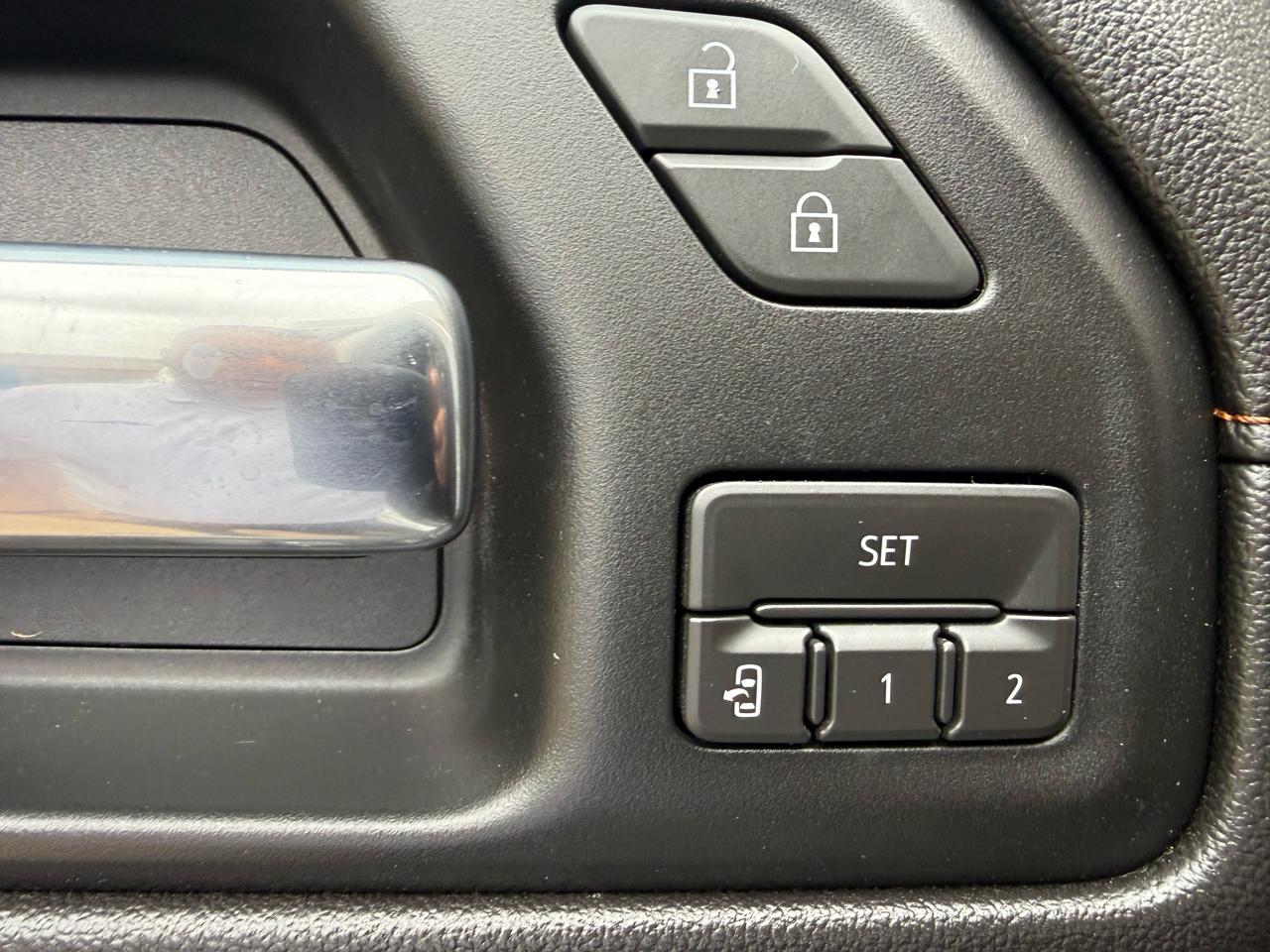 GMC Sierra 1500 AT4 Crew Cab Long Box 4WD 2019