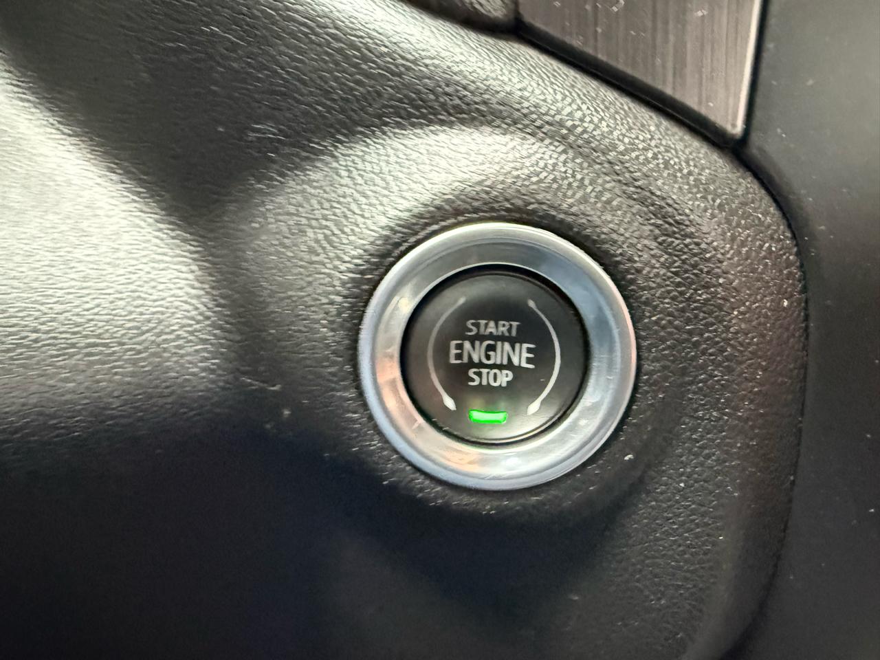 GMC Sierra 1500 AT4 Crew Cab Long Box 4WD 2019