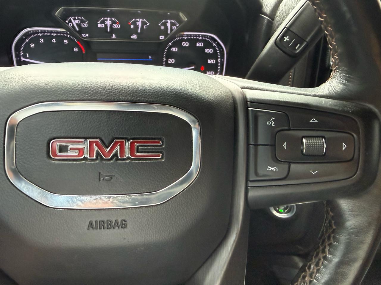 GMC Sierra 1500 AT4 Crew Cab Long Box 4WD 2019
