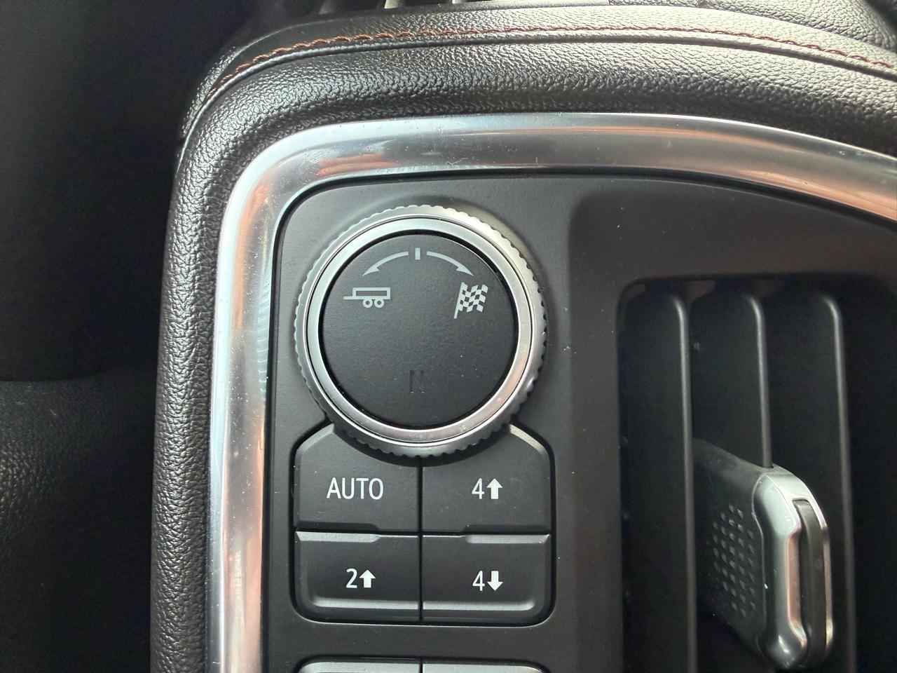 GMC Sierra 1500 AT4 Crew Cab Long Box 4WD 2019
