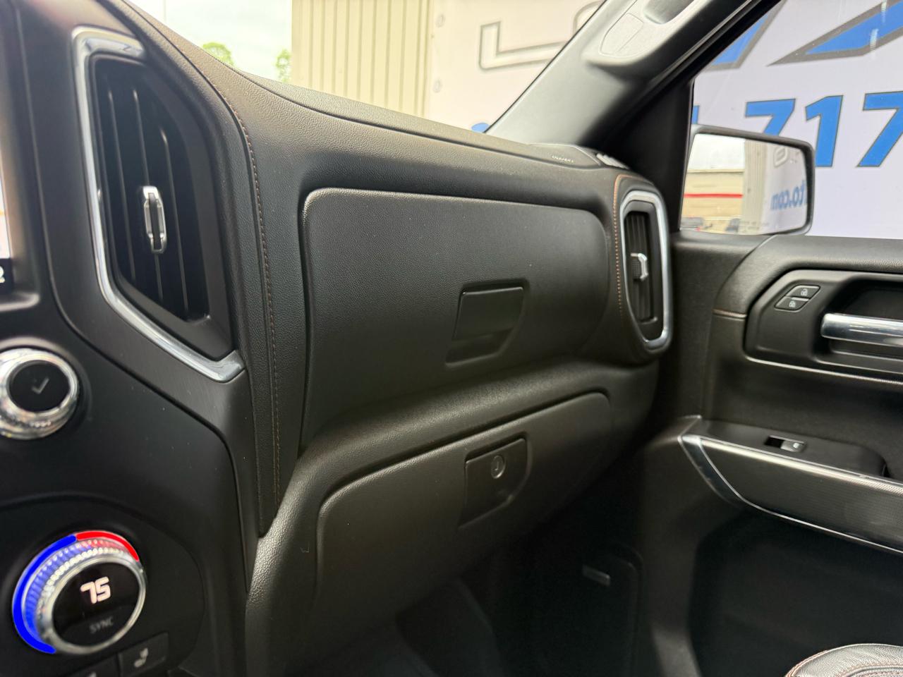 GMC Sierra 1500 AT4 Crew Cab Long Box 4WD 2019